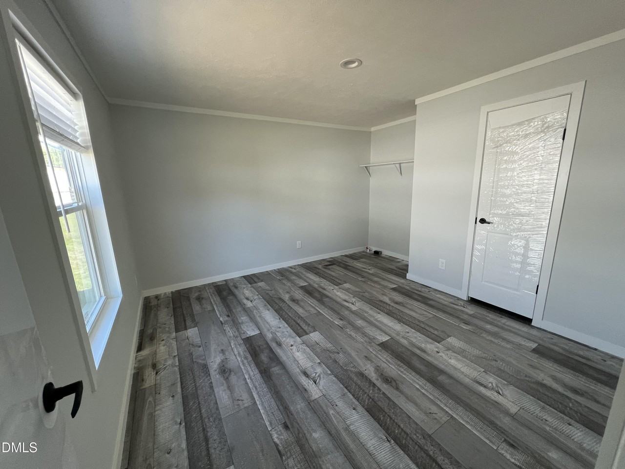 210 Pine Forest Loop - Photo 6 of 6