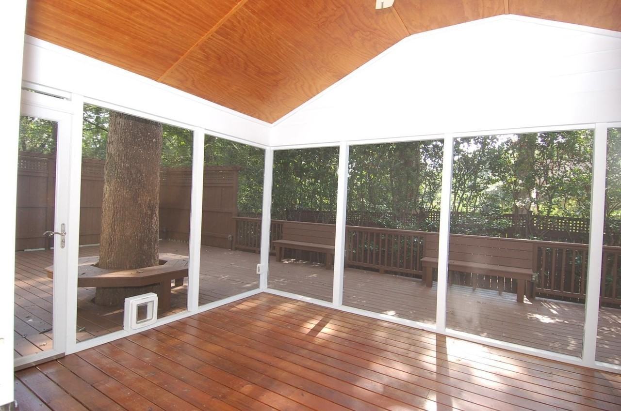 5400 Emerson Dr - Photo 3 of 23