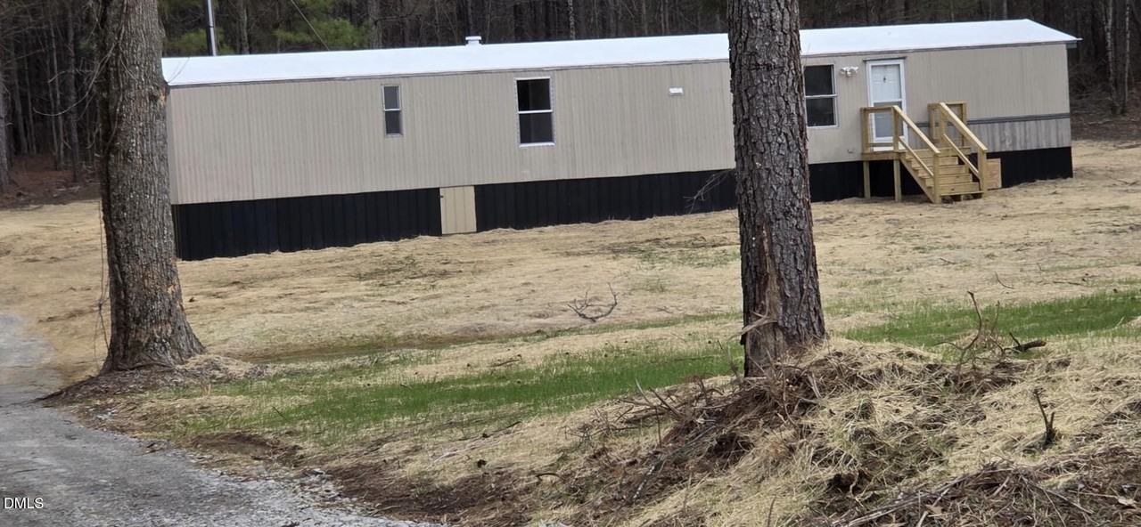 1071 Davis Bugg Rd - Photo 2 of 13