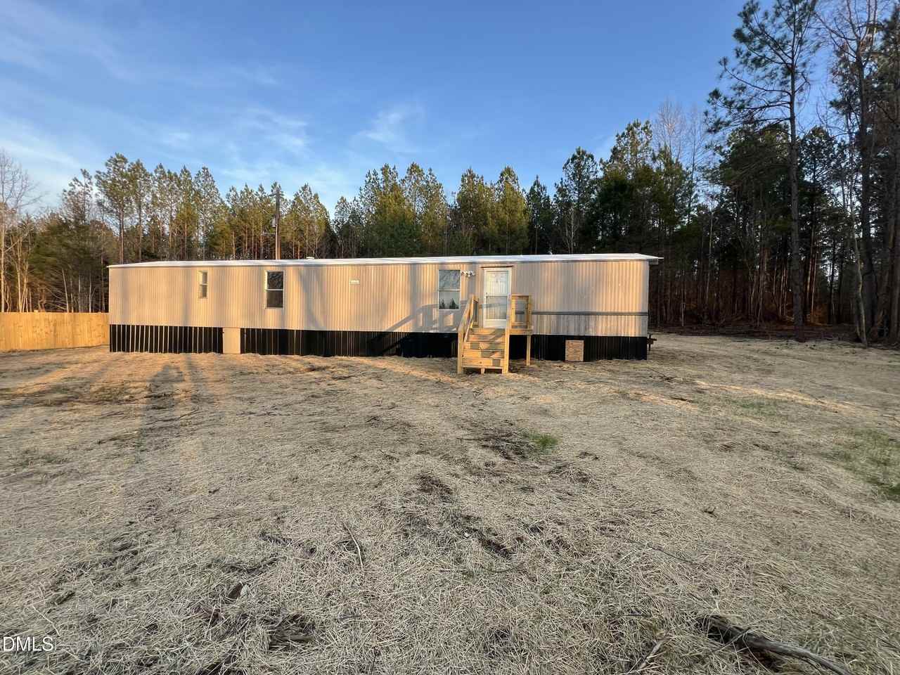 1071 Davis Bugg Rd - Photo 3 of 13