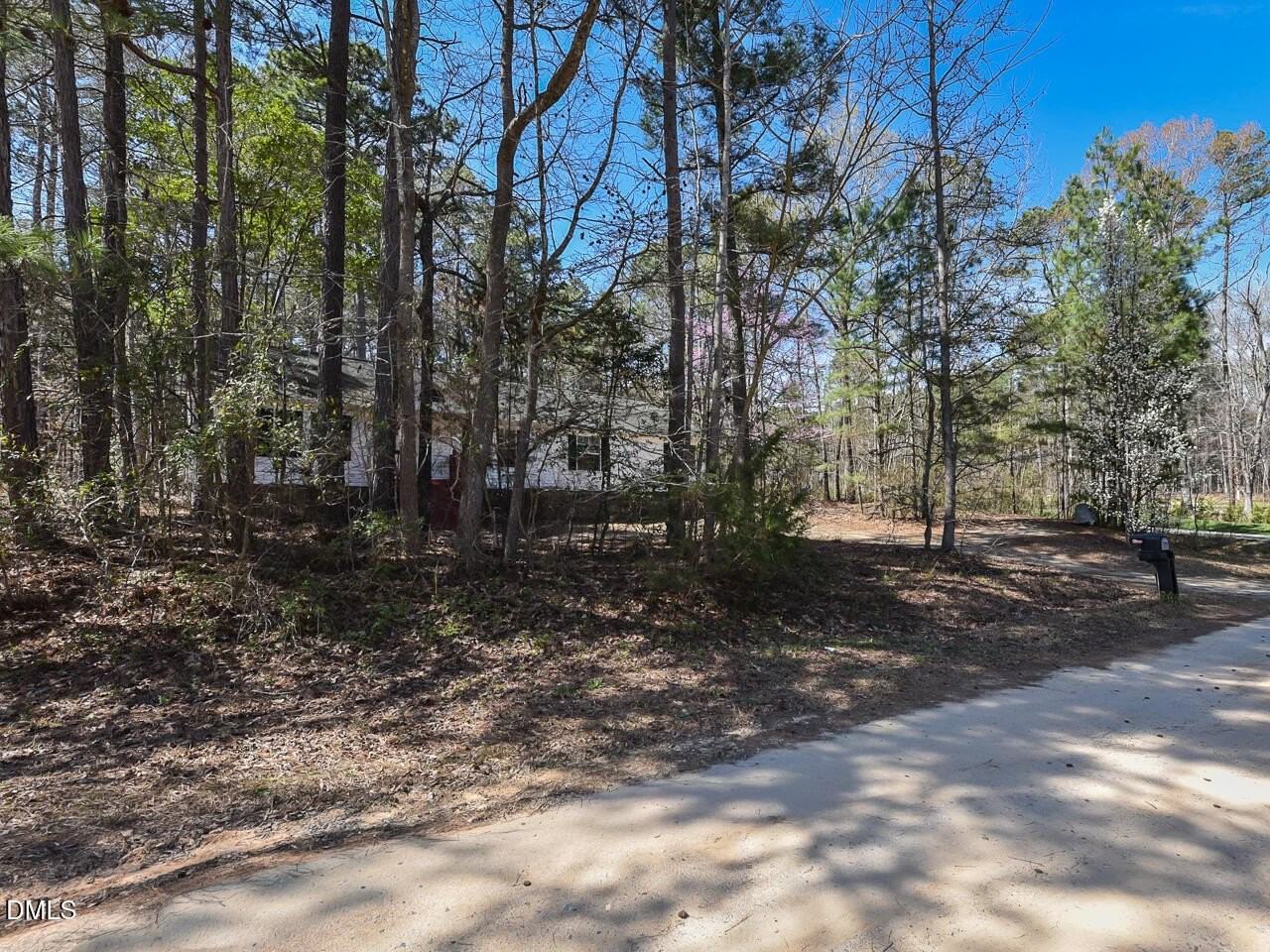 4304 Amherst St - Photo 2 of 32