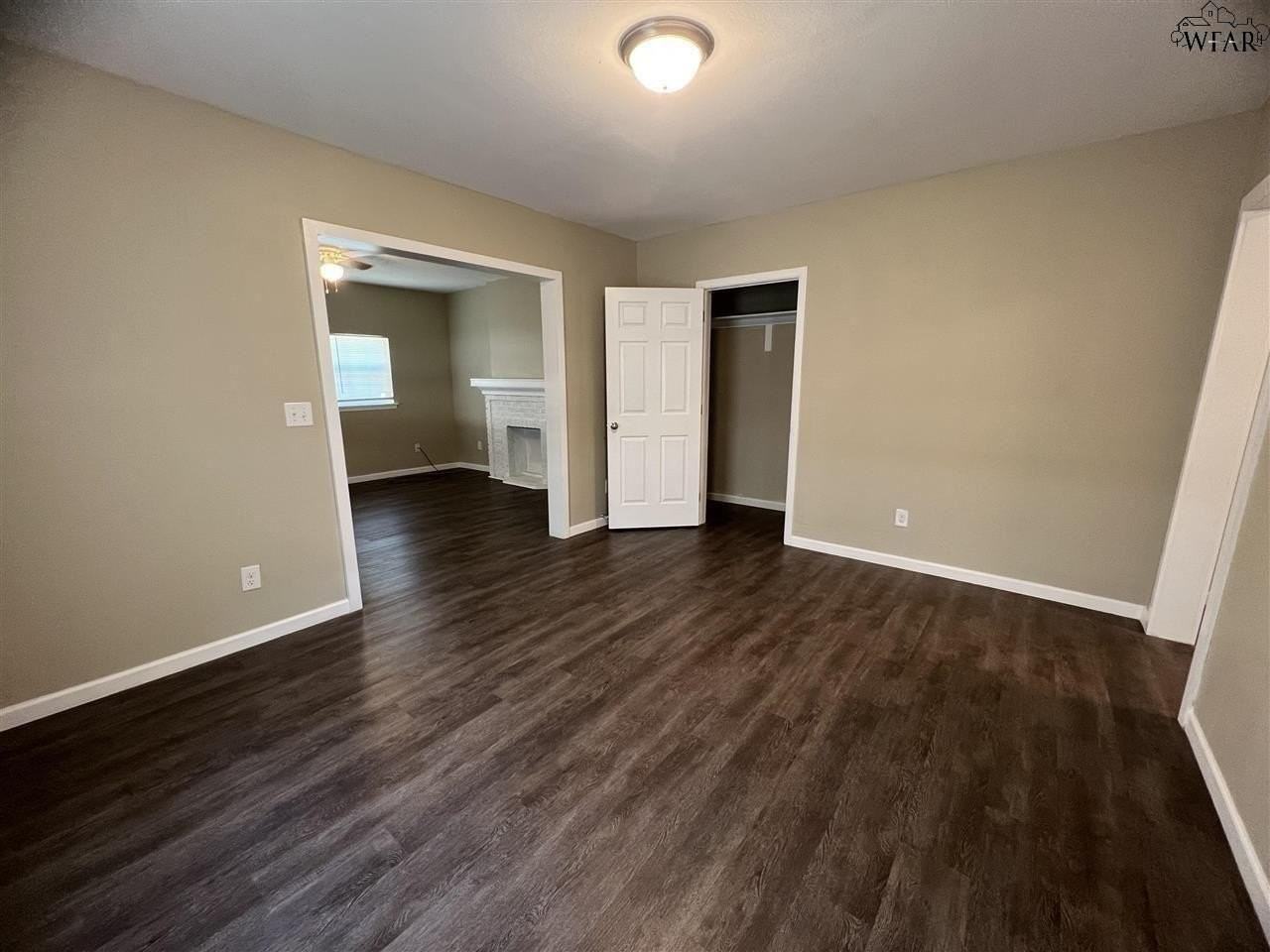 1104 Bluff St #B - Photo 4 of 11