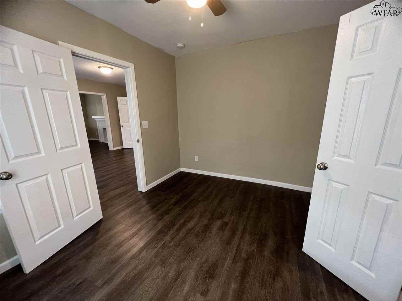 1104 Bluff St #B - Photo 6 of 11