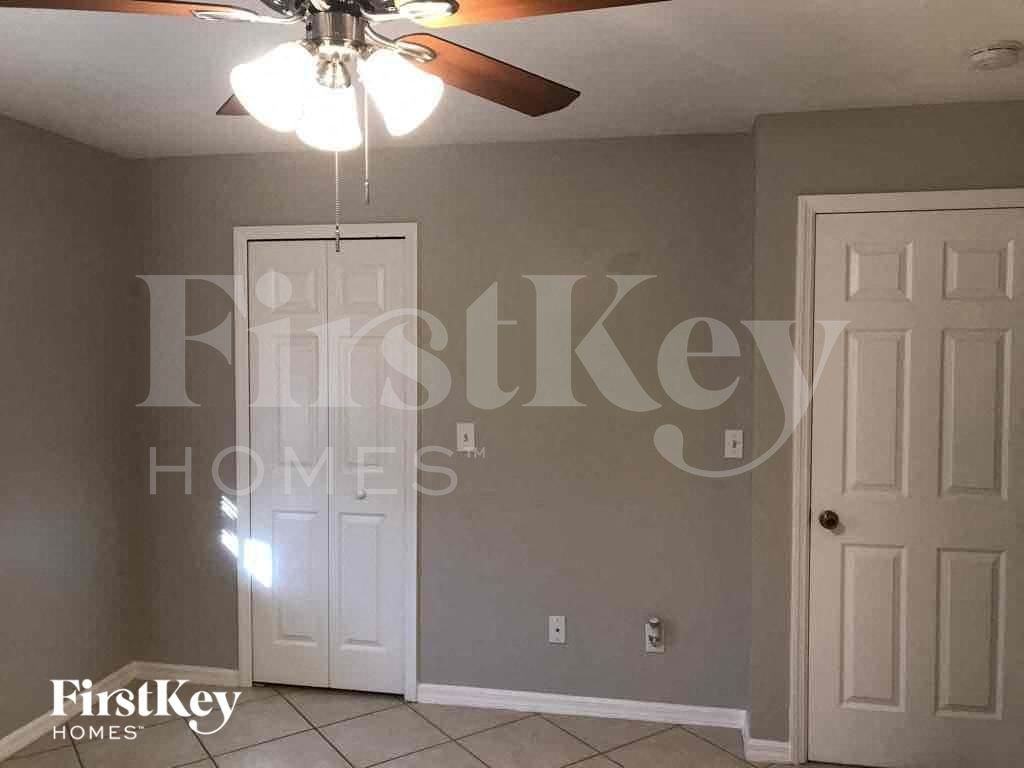 4103 10th St Sw - Photo 6 of 17