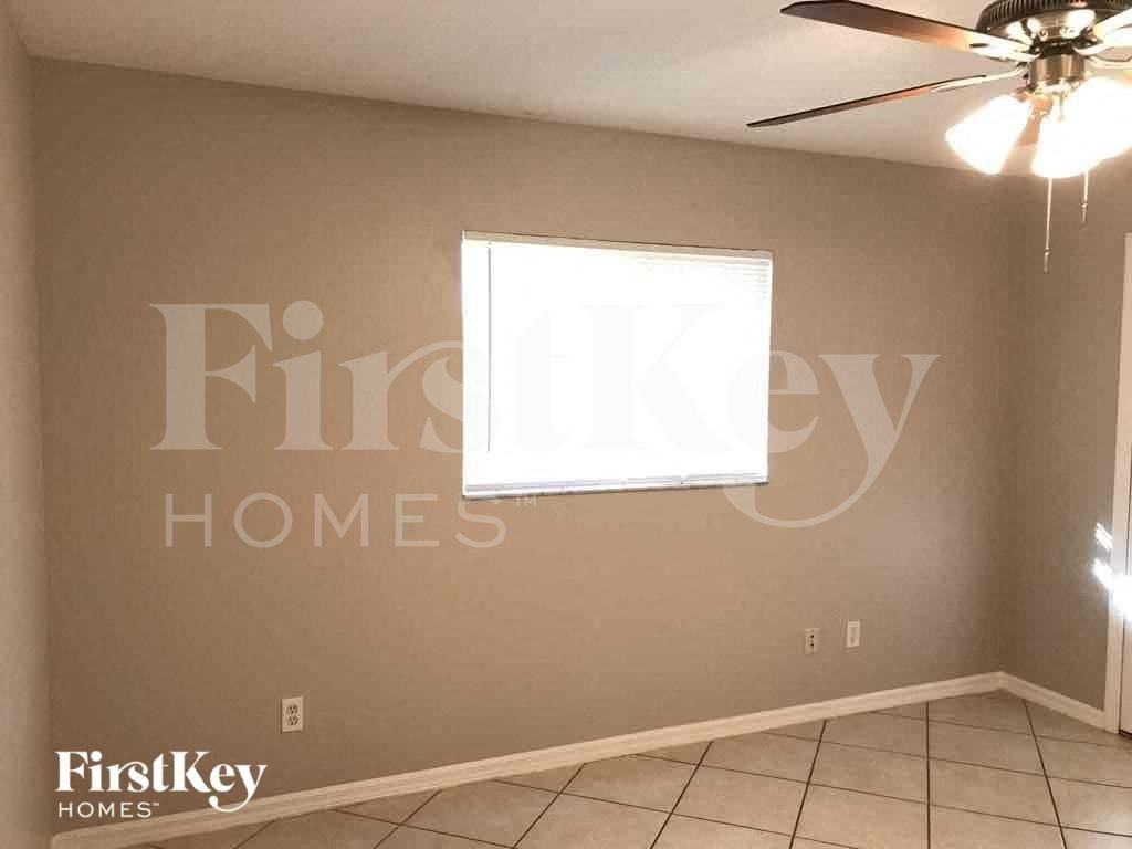 4103 10th St Sw - Photo 7 of 17