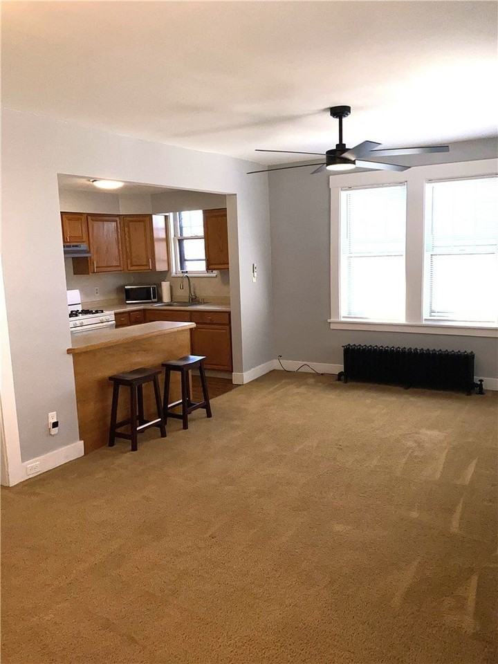 312 Elizabeth Ave #2 - Photo 4 of 13