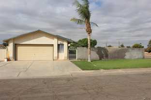 1600 S 46th Dr - Photo 1 of 1