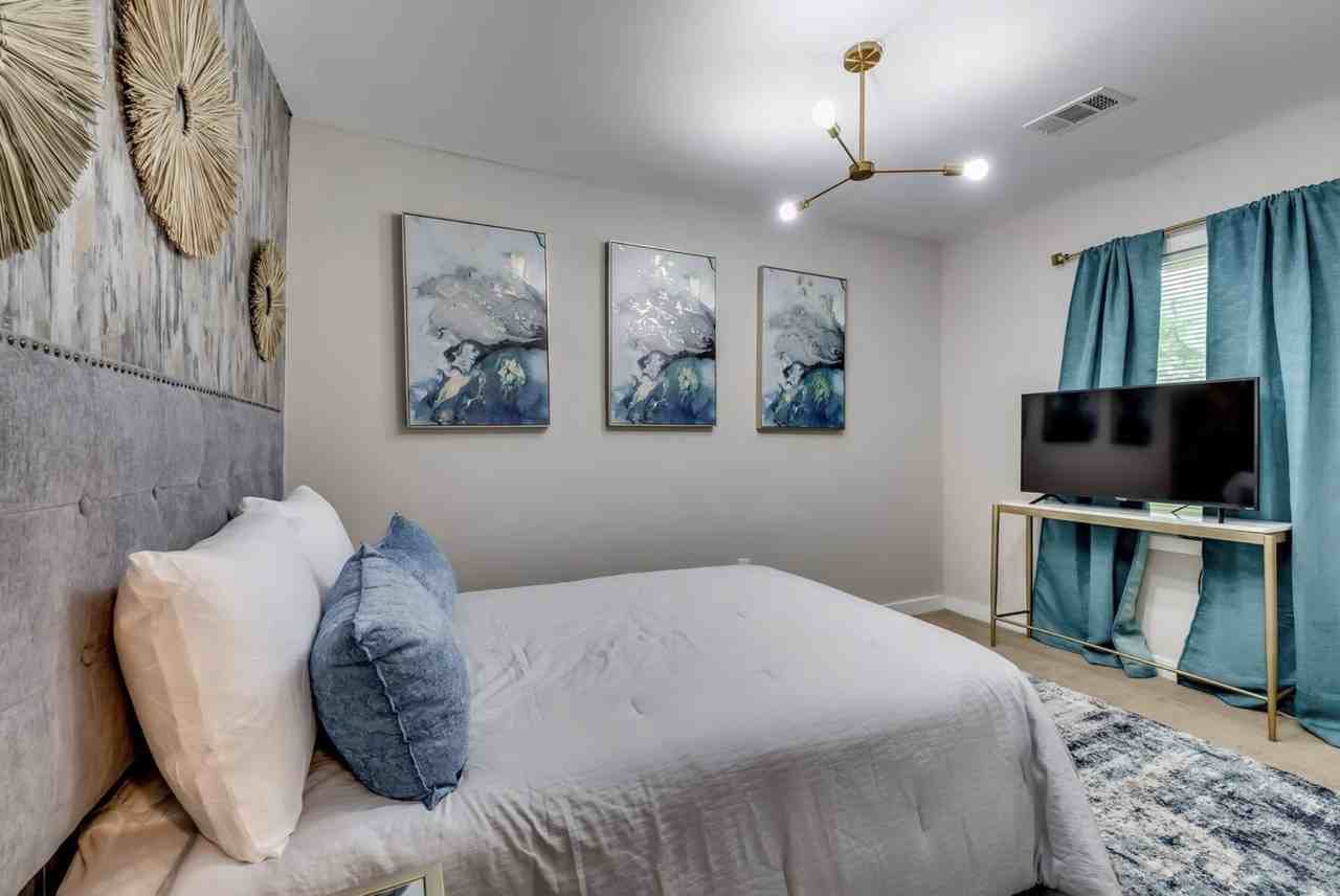 1280 Kenilworth Dr Sw #1 - Photo 6 of 10