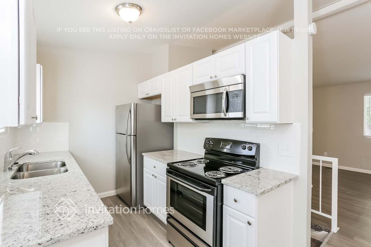 4895 S Pagosa Cir - Photo 5 of 21