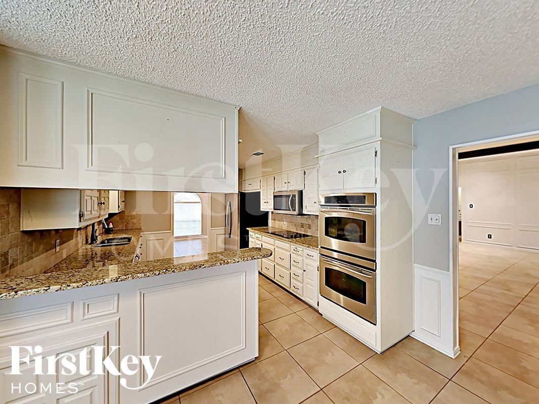 1852 Rhinevalley Dr - Photo 5 of 16