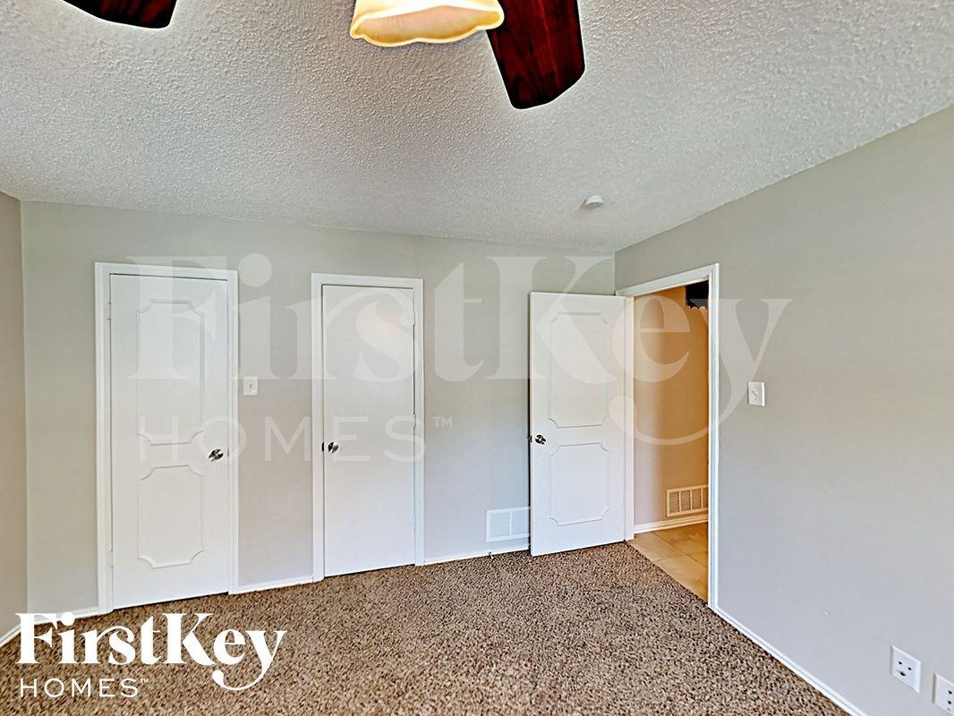 1852 Rhinevalley Dr - Photo 7 of 16