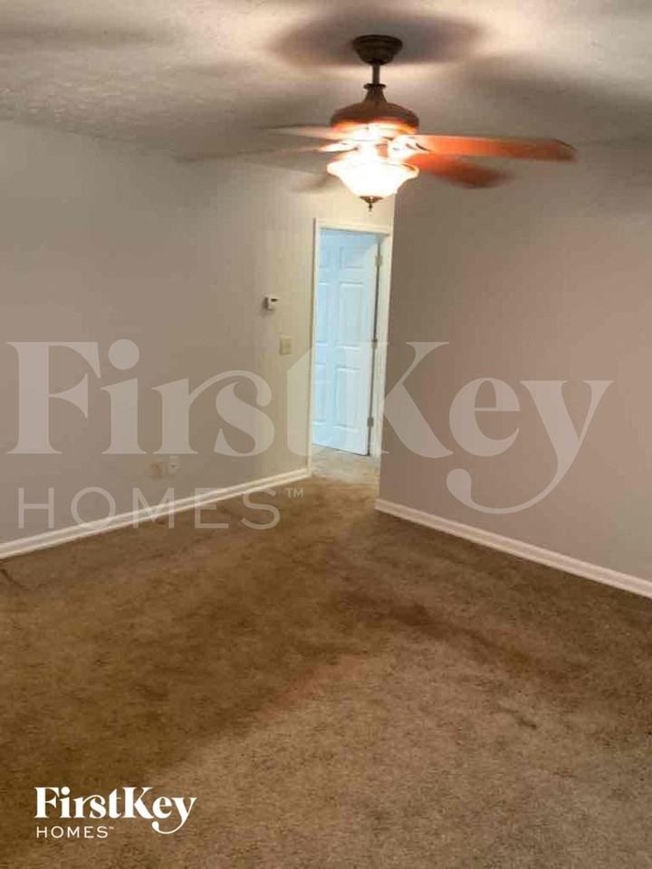 1675 Pilgrim Way - Photo 6 of 16