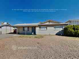 3146 W Cactus Rd - Photo 1 of 1