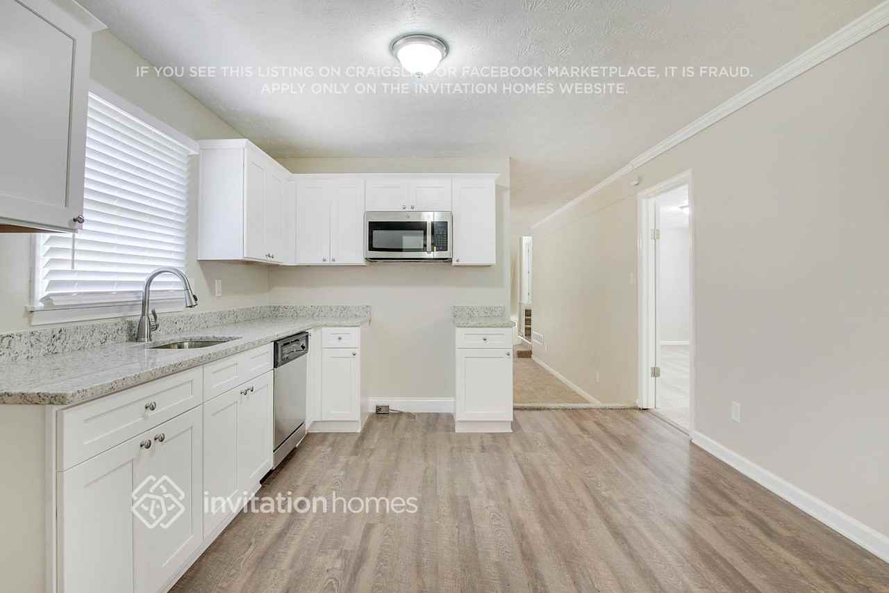 274 Timber Lake Cir - Photo 5 of 26