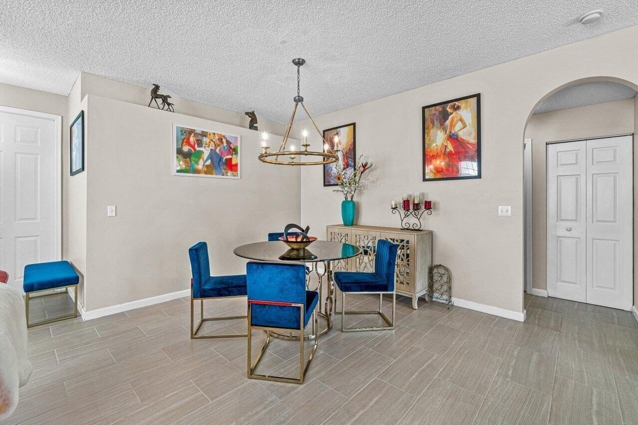 9885 Woodworth Ct - Photo 5 of 50