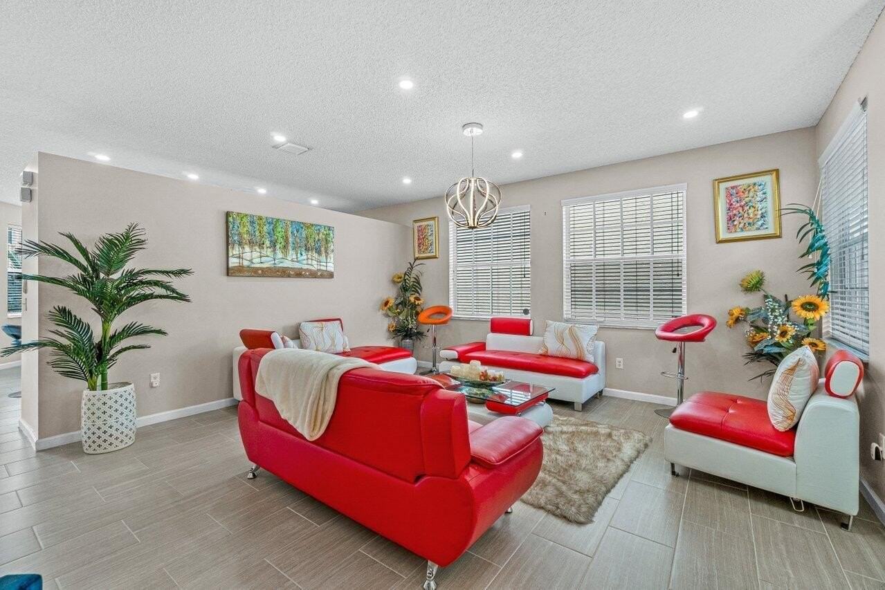 9885 Woodworth Ct - Photo 7 of 50