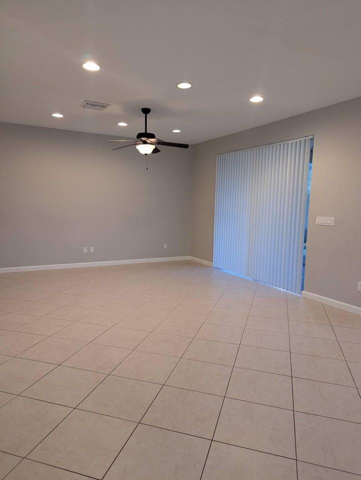 6078 Se Split Oak Trl - Photo 4 of 13