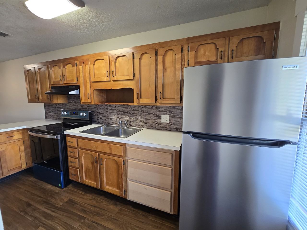 412 S Ashley St #1 - Photo 5 of 25