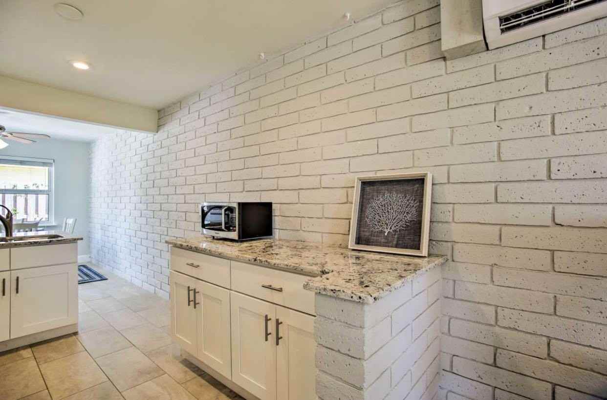 201 George Bush Blvd Unit 201 - Photo 7 of 24