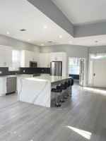 featured image of 304 Nw Bentley Cir