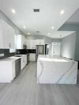 304 Nw Bentley Cir - Photo 1 of 1