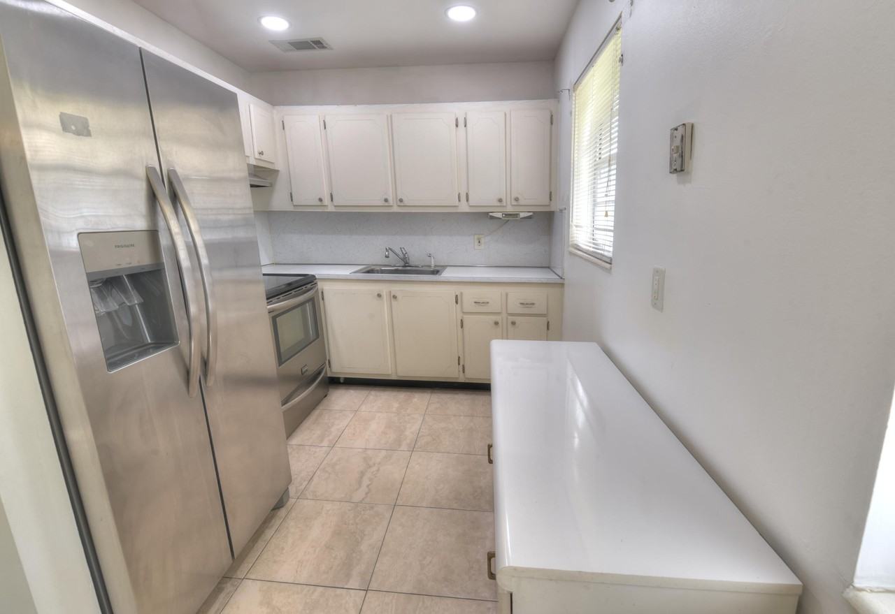 89 Canterbury D - Photo 7 of 34