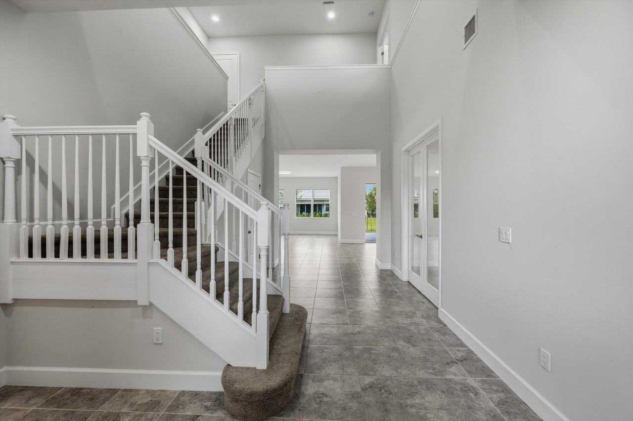 14971 Redcove Pl - Photo 4 of 50