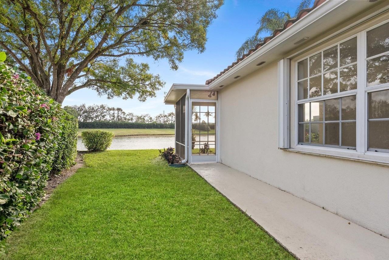 2162 Blue Springs Rd - Photo 4 of 41