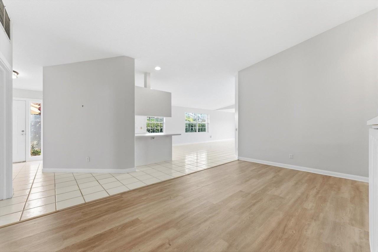 2162 Blue Springs Rd - Photo 6 of 41