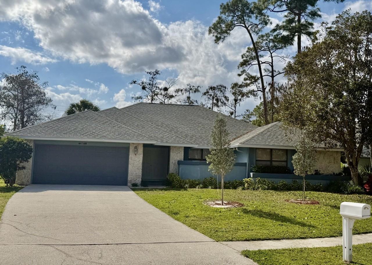 13427 Kingsbury Dr