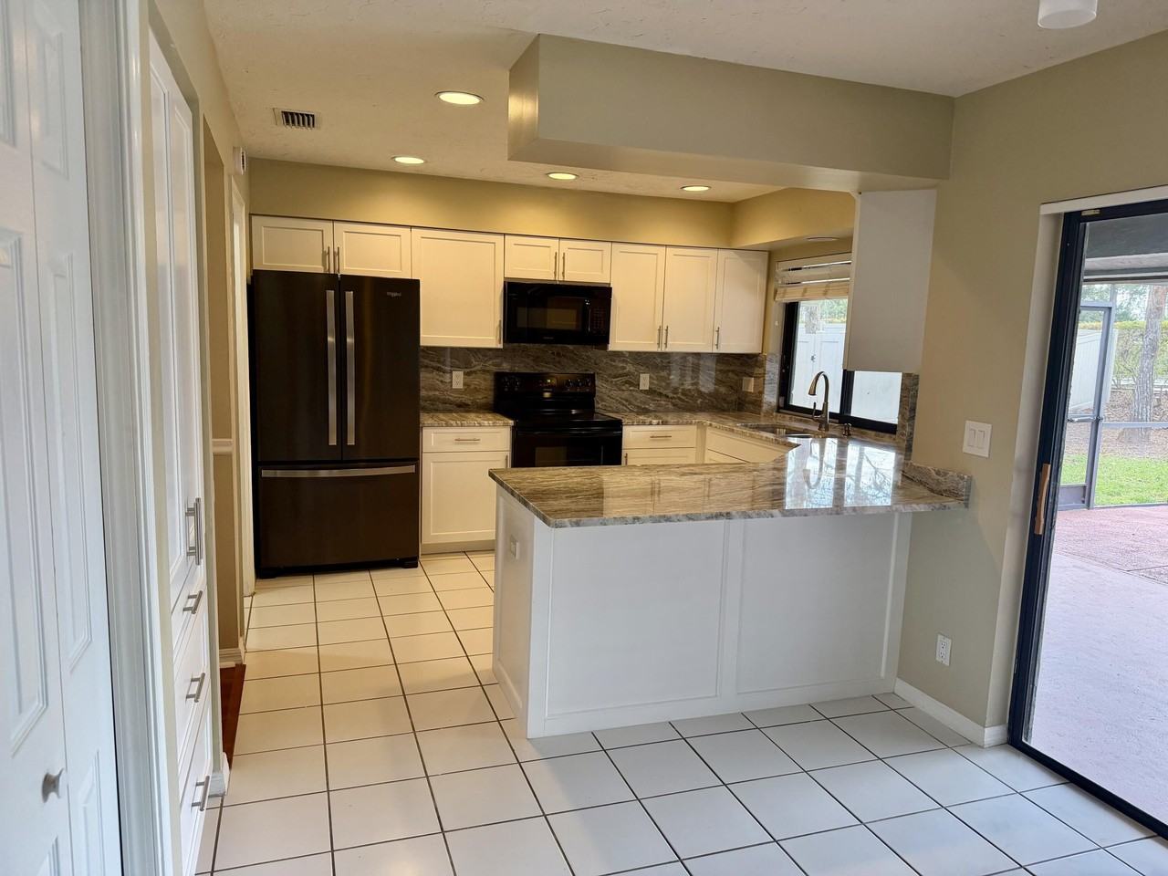 13427 Kingsbury Dr - Photo 4 of 25