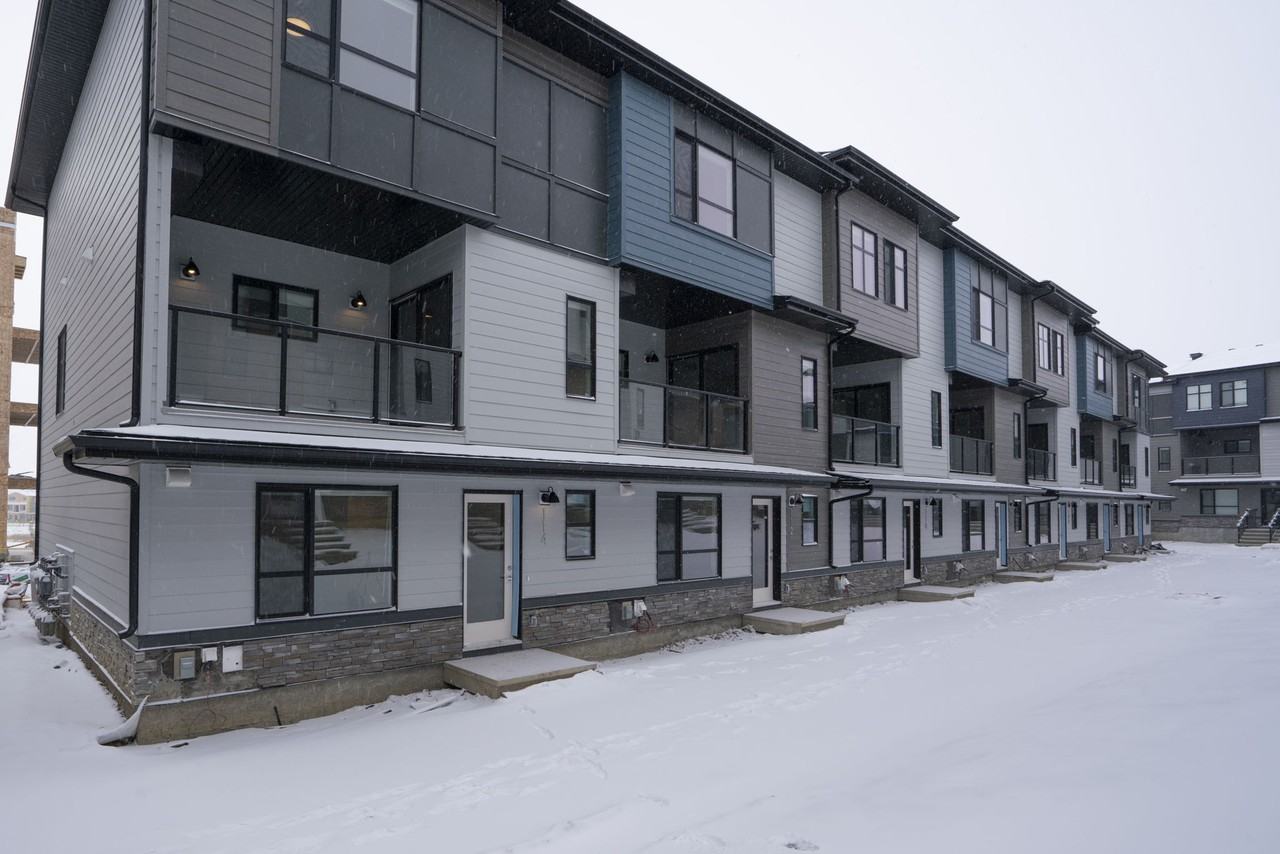 42 114-42 Cranbrook Common Se - Photo 3 of 41