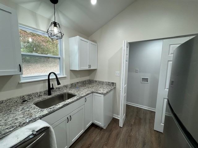 909 Foster Rd #B - Photo 3 of 11