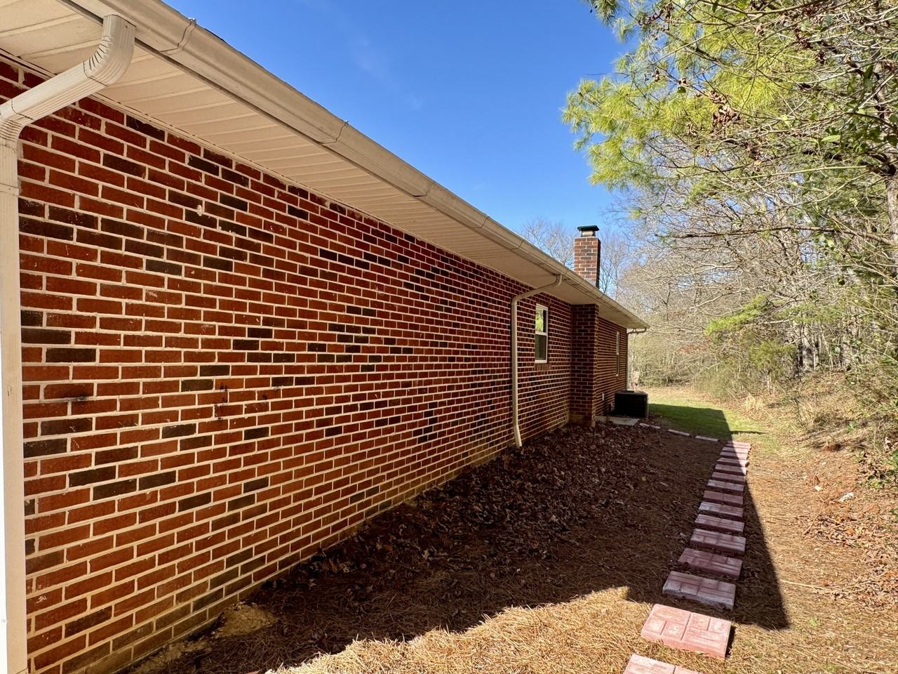 195 Ritchey Rd #1 - Photo 6 of 30