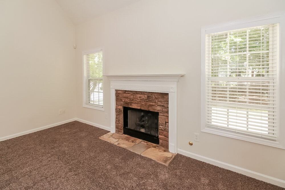 363 Freeman Forest Dr - Photo 5 of 16