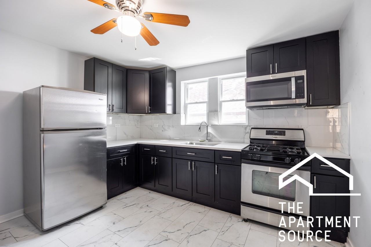 5128 W Henderson St #3