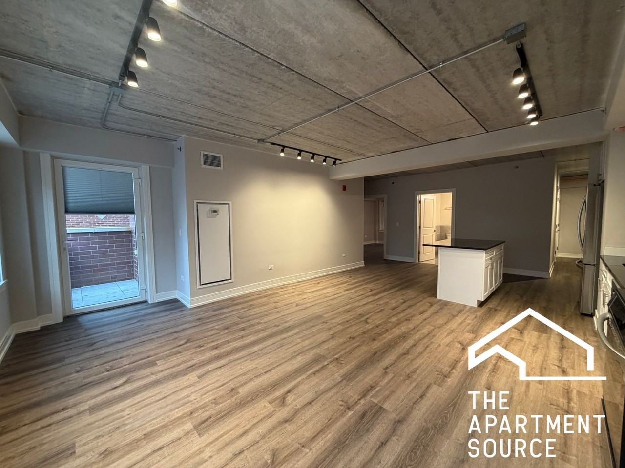 952 W Carmen Ave #302 - Photo 6 of 20