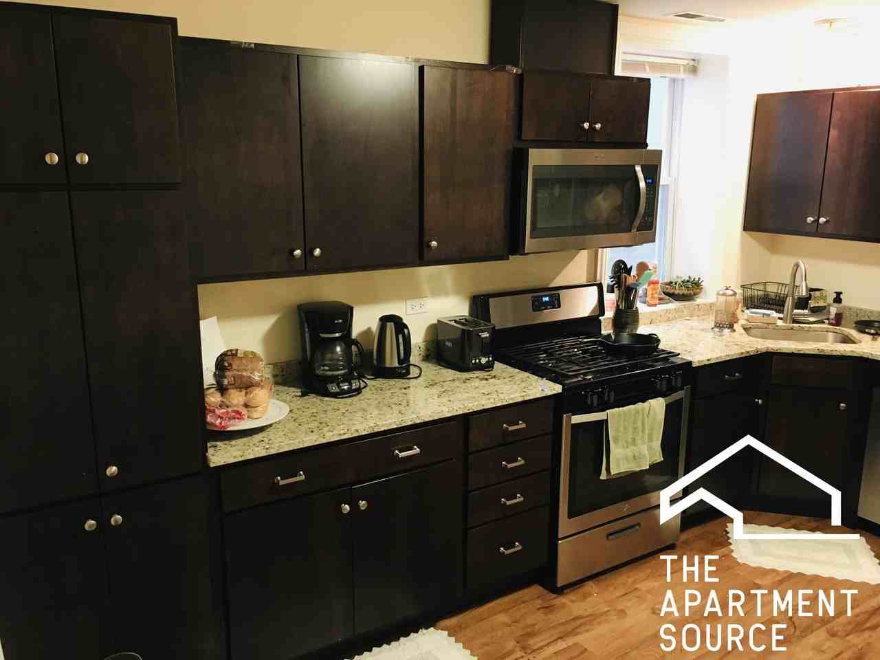 3804 W Diversey Ave #G - Photo 4 of 14