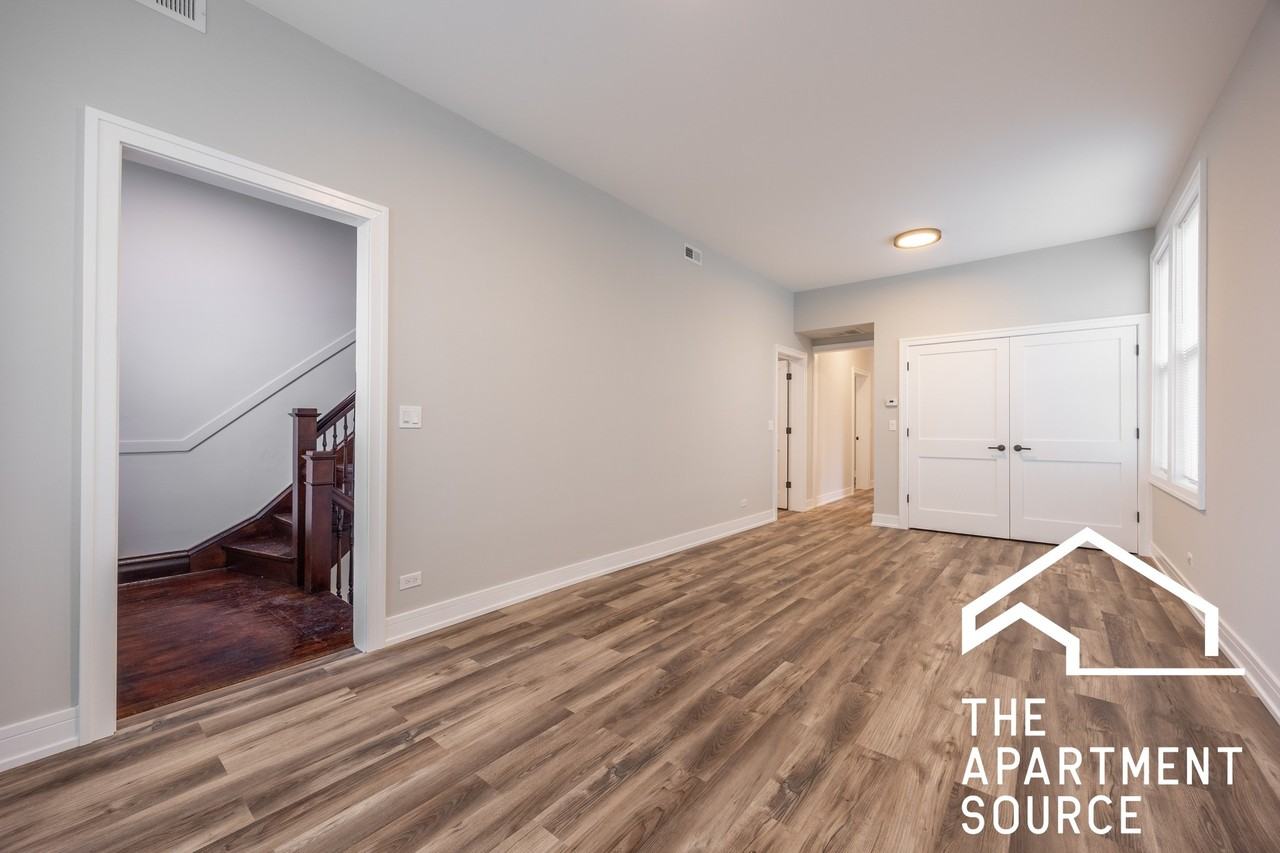 2937 N Ashland Ave #2 - Photo 6 of 25