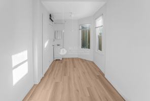 featured image of 402 Broadway #23