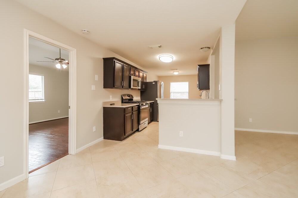 6614 High Stone Ln - Photo 7 of 16