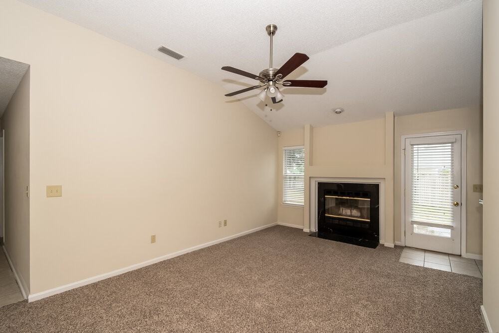 407 Rolling Rock Ct - Photo 2 of 16