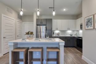 451 Fm 306 - Photo 1 of 1