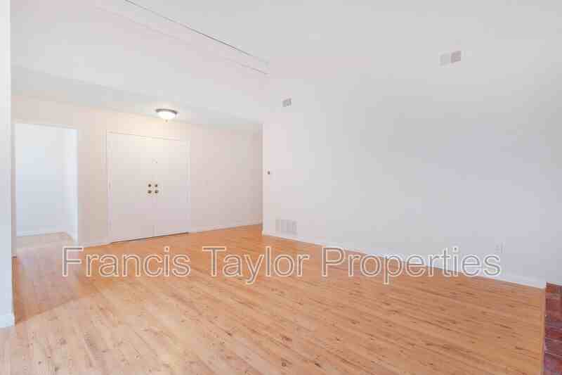 1360 Gary Ln - Photo 6 of 21