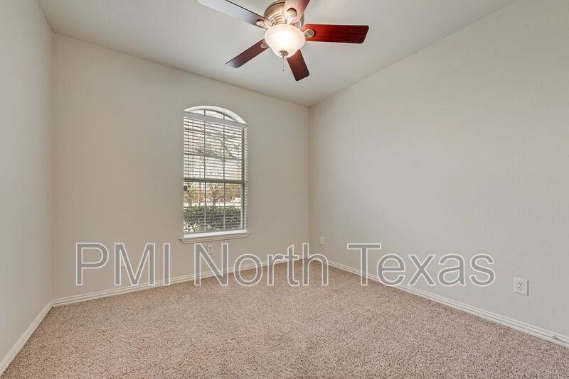 11644 Lenox Ln - Photo 4 of 22