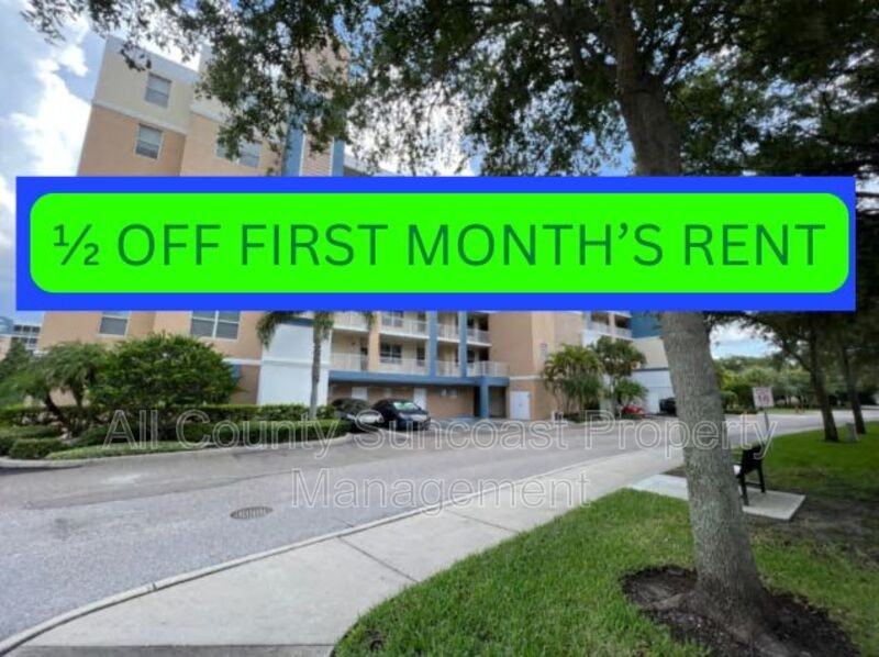 960 Starkey Rd #1305