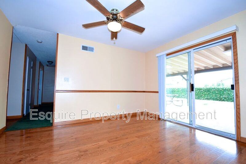 730 Jay Ave - Photo 5 of 20