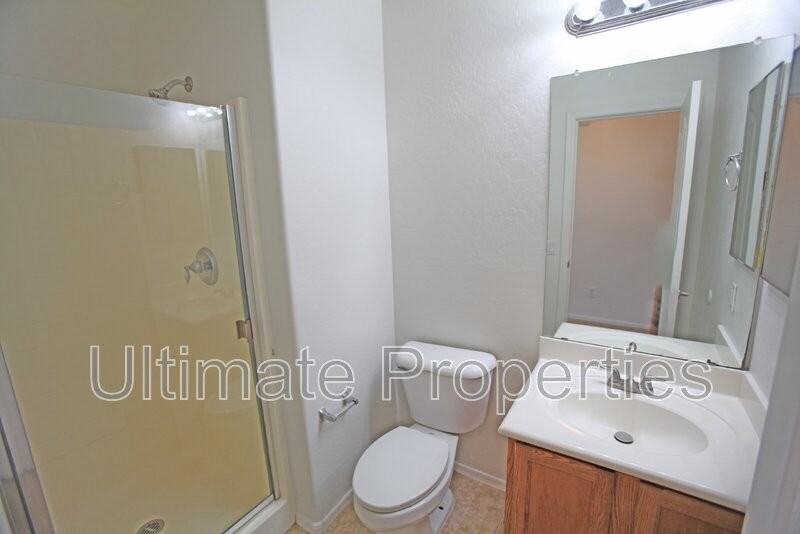 7941 W Williams St - Photo 2 of 12