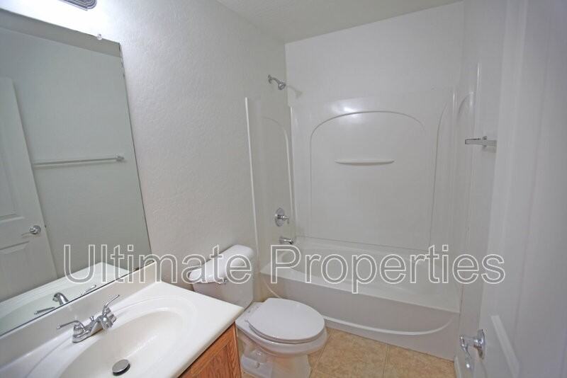 7941 W Williams St - Photo 7 of 12