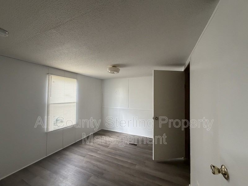 193 Nw Gerson Ln - Photo 7 of 8